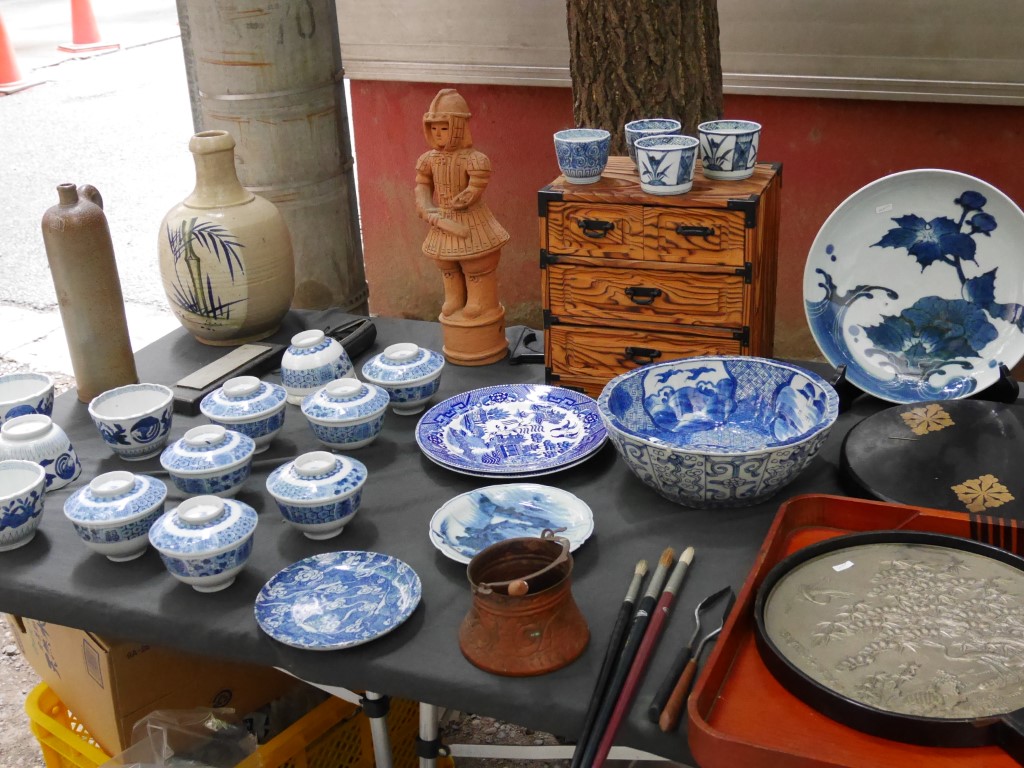 Hanazono Shrine Antique Market