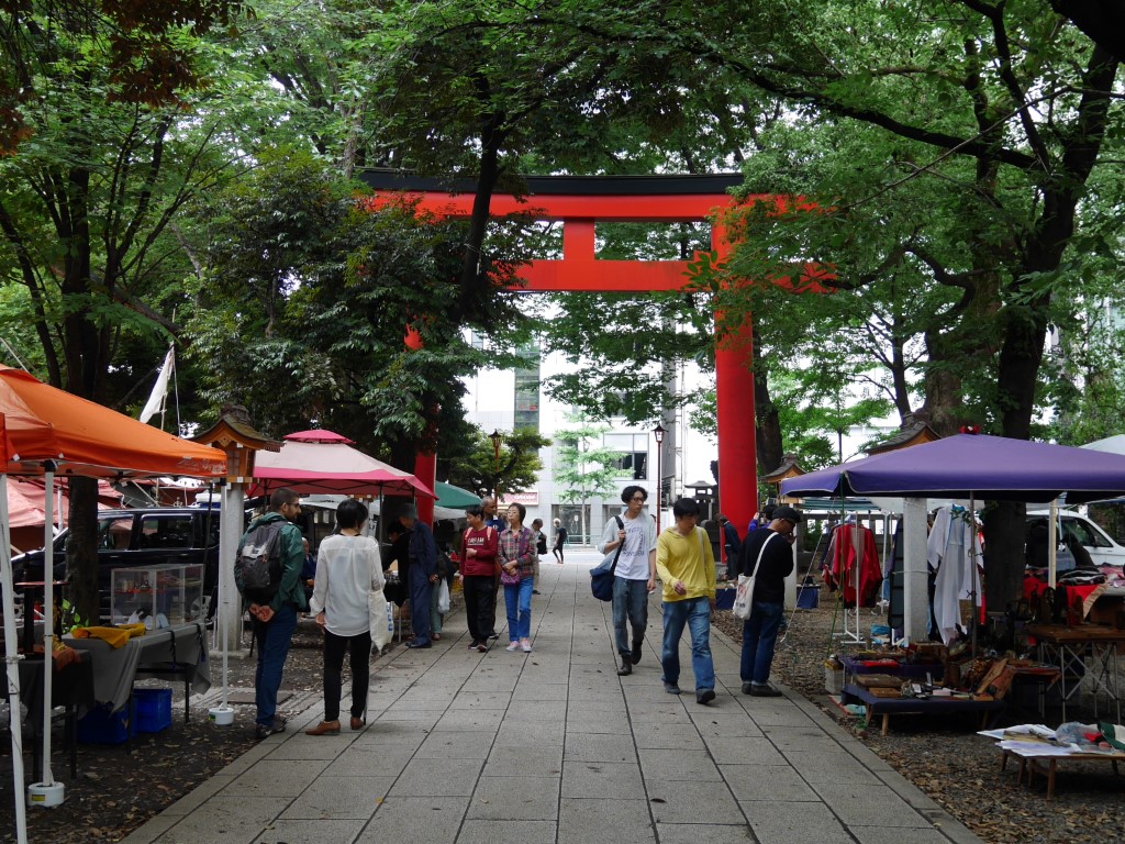 Hanazono Shrine Antique Market