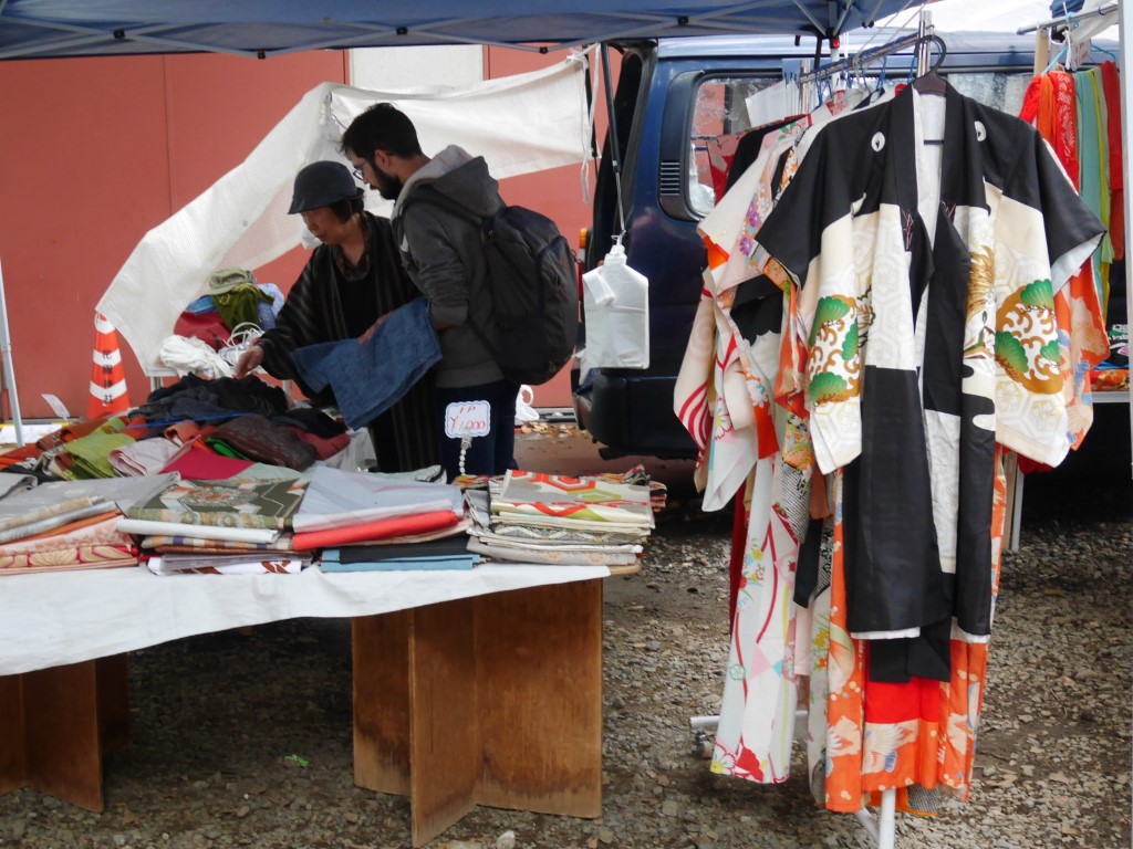 Hanazono Shrine Antique Market